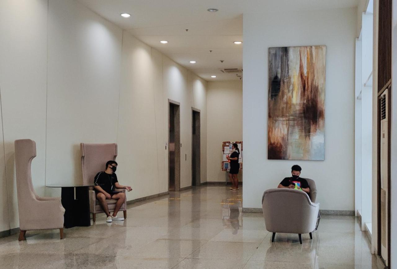 Reddoorz Plus @ Silk Residences Sta. Mesa Monthly Stay Manila Eksteriør billede