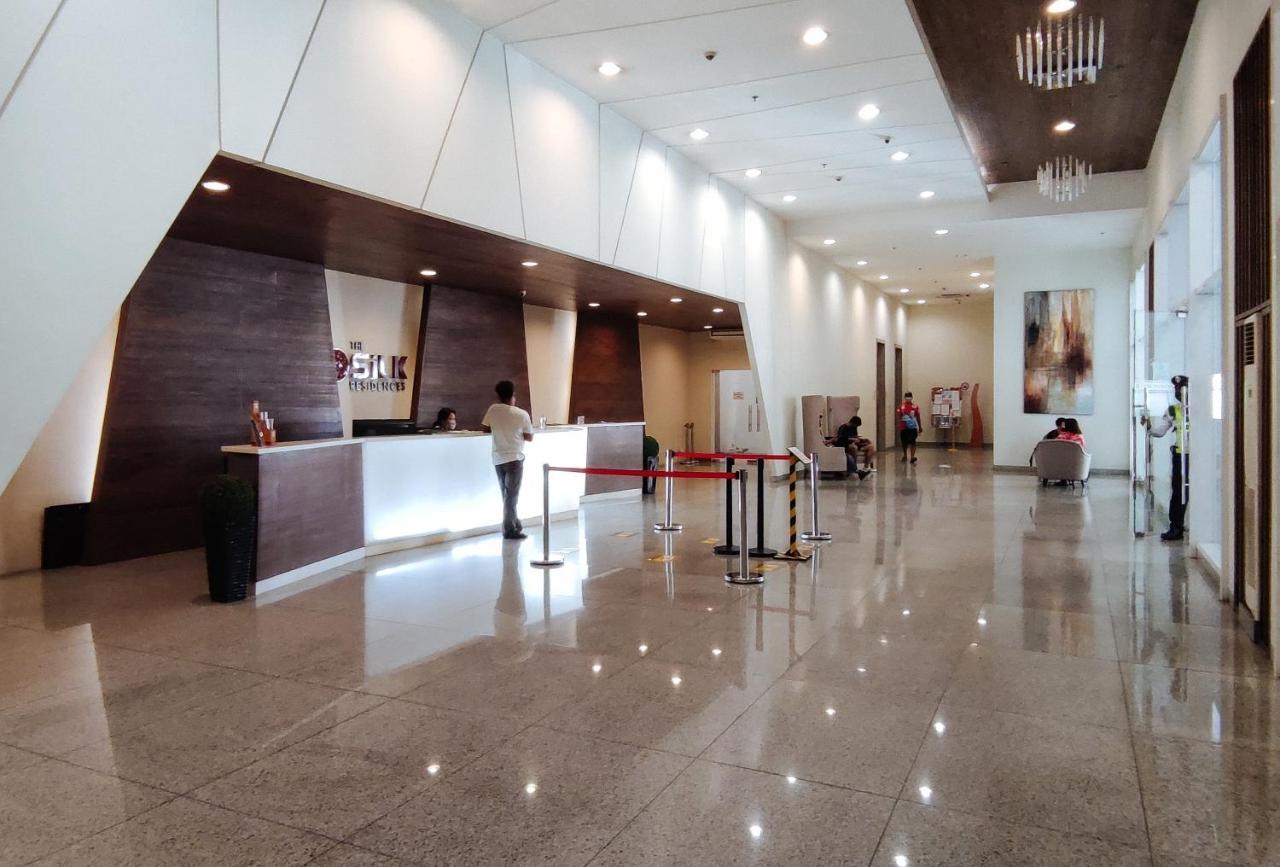 Reddoorz Plus @ Silk Residences Sta. Mesa Monthly Stay Manila Eksteriør billede